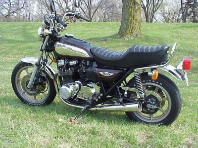 800px-1980-Kawasaki-KZ1000-G1-Classic.jpg