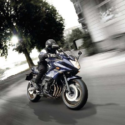 2009-yamaha-xj-series-eu_Page_05.jpg