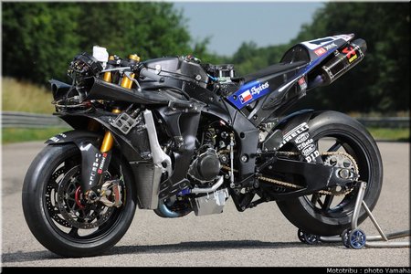 yamaha_r1_sbk_2009_029.jpg