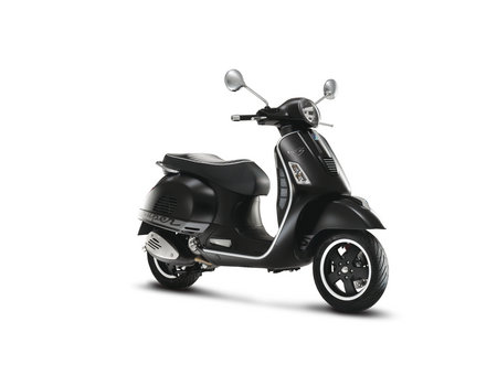 Vespa GTS SuperSport_01.jpg