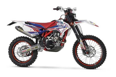 RR4T_8674_Factory.jpg