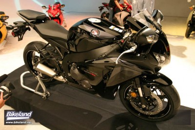 2008_cbr_1k_intro_28.jpg