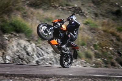 2008_ktm_690_duke.jpg